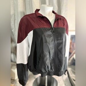 New look sport woman’s color block jacket 2X